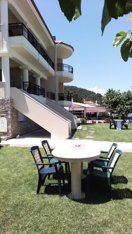 Perdikis Apartments - Paliouria Kókkinon Nerón Exteriér fotografie
